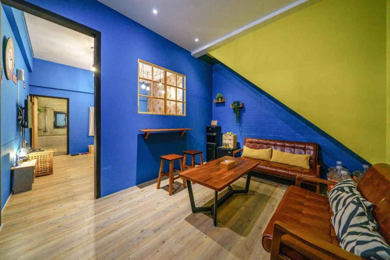 Tainan Little Day Hotel Buitenkant foto