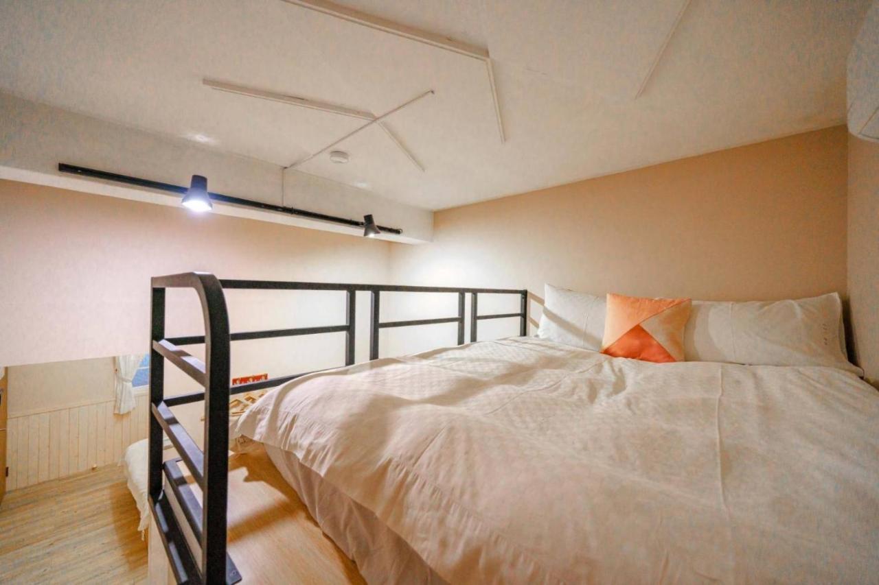 Tainan Little Day Hotel Buitenkant foto