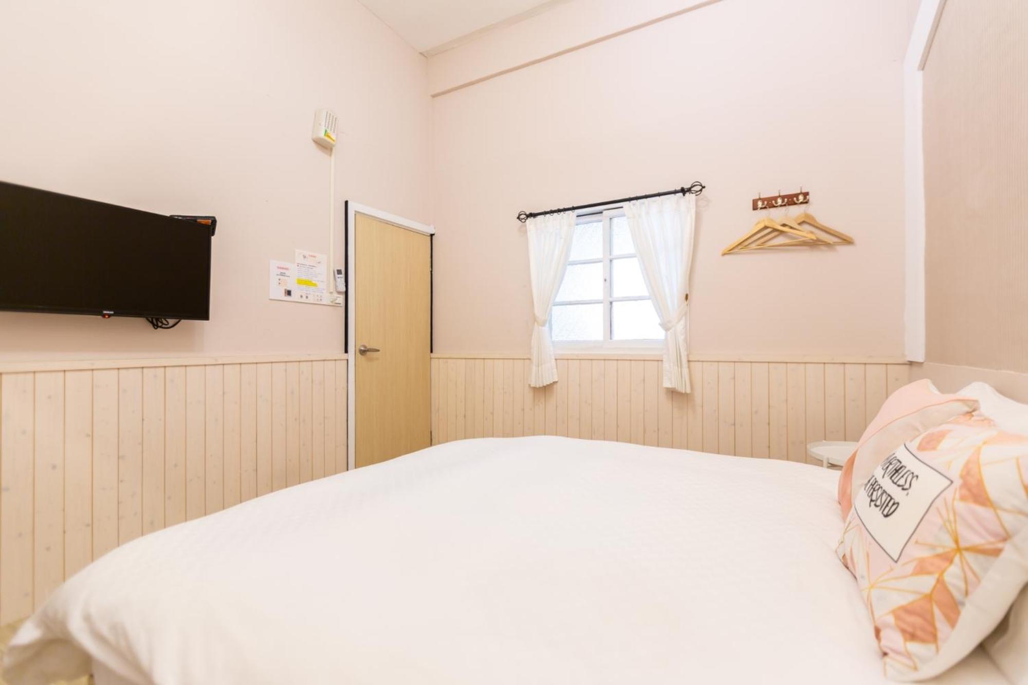 Tainan Little Day Hotel Buitenkant foto